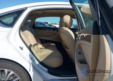 2015 Hyundai Genesis 3.8 from USA, damaged, VIN KMHGN4JE9FU045226